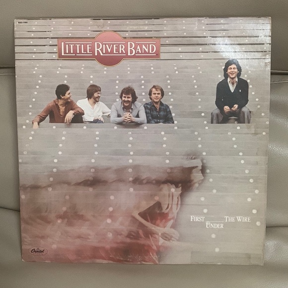 2 Record set of Little River Band - First Undee The Wire & Greatest Hits Vinyl - Picture 4 of 5